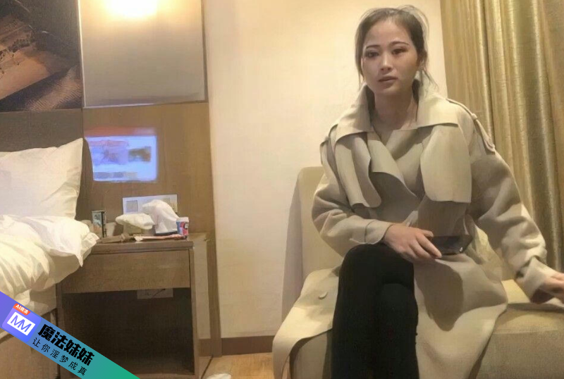 文軒探花約了個高顏值風衣妹子啪啪,舔奶口交鏡頭前後入抽插騎坐猛操-第1张图片-91黑料网 文軒探花約了個高顏值風衣妹子啪啪,舔奶口交鏡頭前後入抽插騎坐猛操-第1张图片-91黑料网